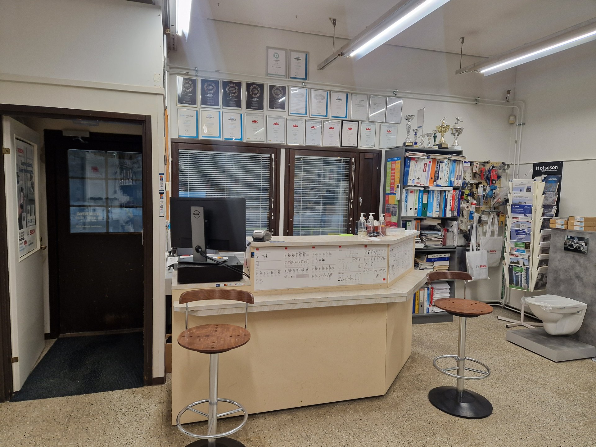 LVI Sawo Oy - Myymälä Kiuruvesi